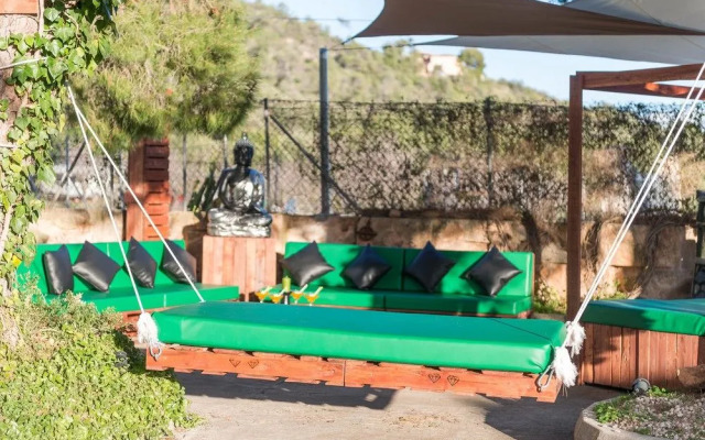 SON Alegre DE Bunyola