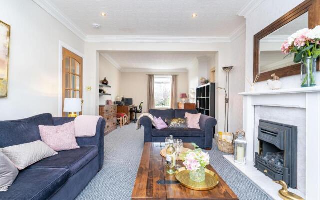 NEW Four Bedroom House - all rooms ensuite