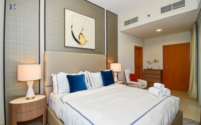 Stunning Sea View 2Bed near Tram Stn