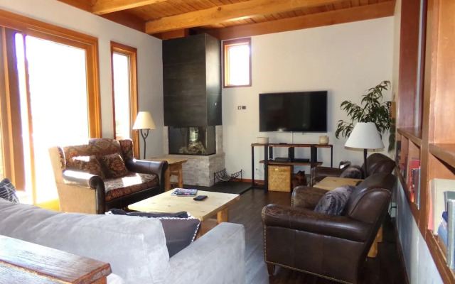 Tennis Townhome 2 Bed 2.5 Bath