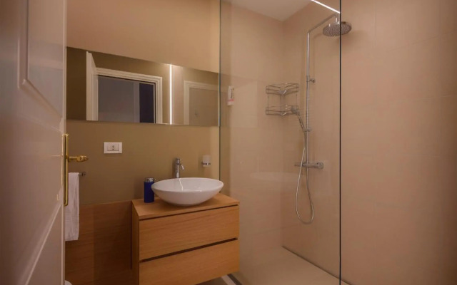 Lainez Rooms & Suites