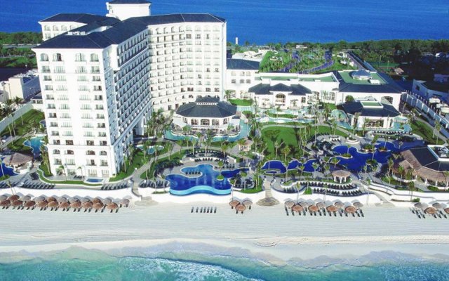 JW Marriott Cancun Resort & Spa