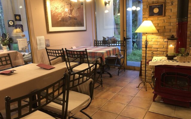 Cafe Restaurant B&B Burari