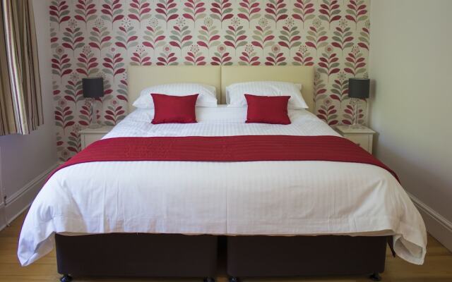 The Grange Guesthouse, Cefn-Coed
