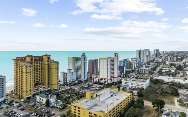 Newly Renovated Oceanfront 1BR Condo