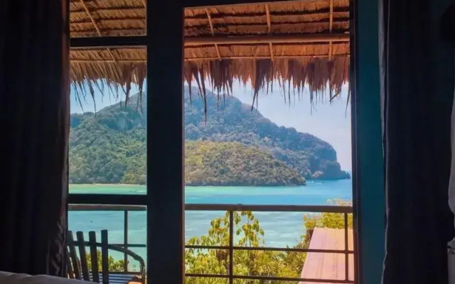 Phi Phi Sea Sky Resort