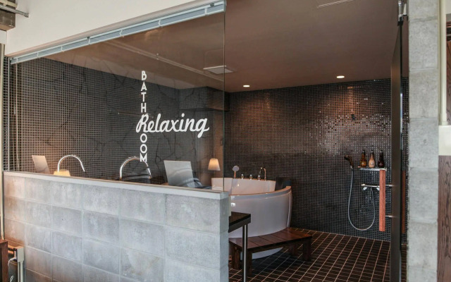 First Street Okinawa Kokusai-dori Terrace