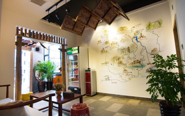 Yun Meng Qi  Inn