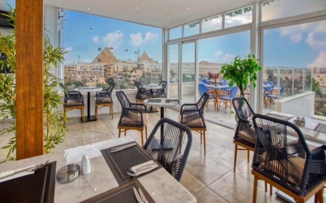Saray Pyramids & Museum View Hotel