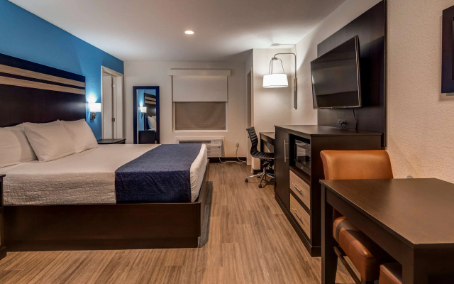 SureStay Plus Hotel by Best Western Humble