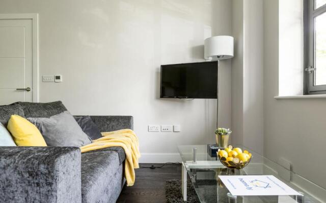 home.ly - Watford Premier Apartments