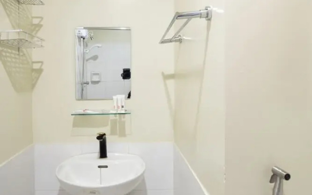 Oyo 148 Gbs Properties Centropolis