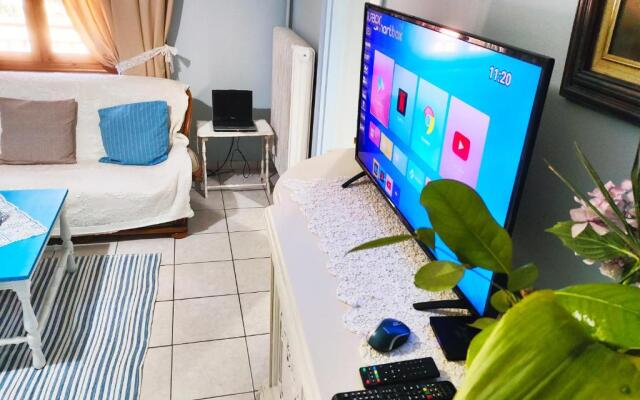 Quiet House with Private Garden