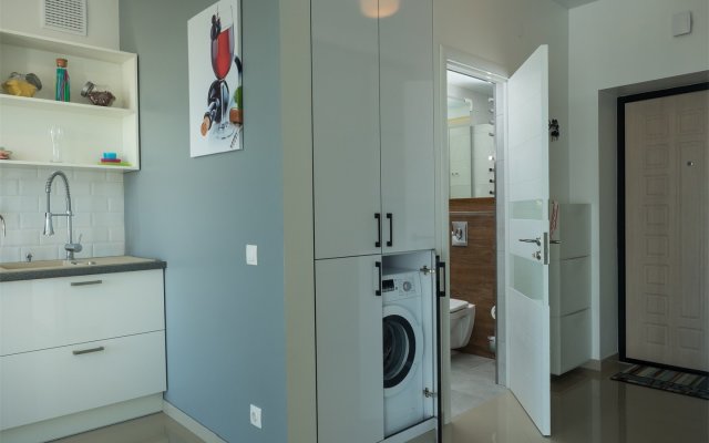 Apartamenty Cozy 39 Lake na Shakhmatnoy 2V