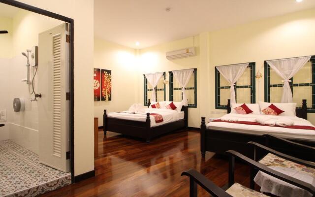 Srisomboon Hostel