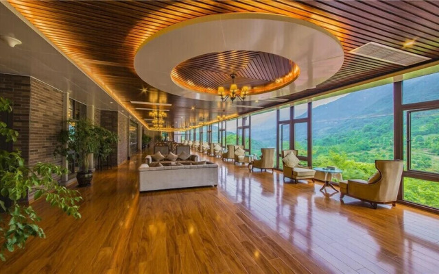 Howard Johnson Life Mountain View Chengdu
