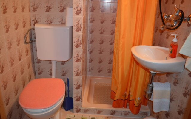 Apartments Savarin 550