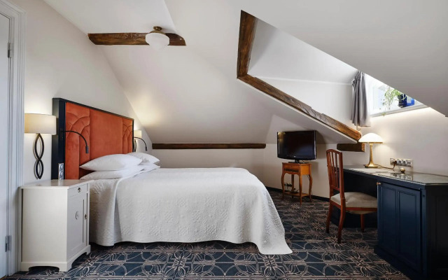 Villa Ammende Restaurant & Hotel