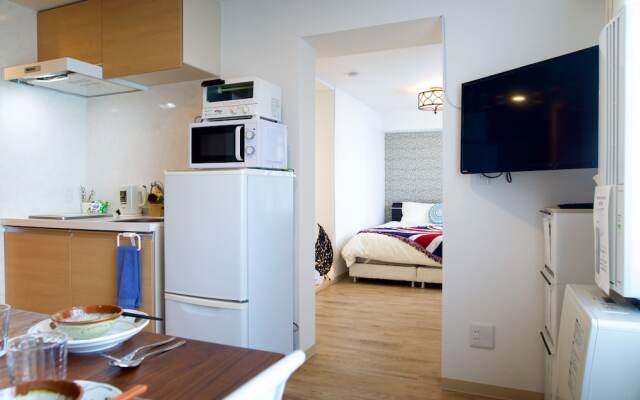 F24 302 Premium Suite 1Ldk With Parking