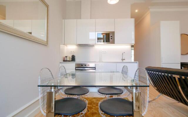 Augusta Street 229- 4 Dto