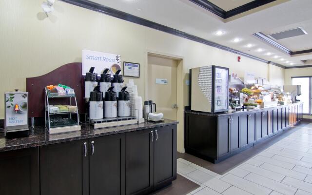 Wingate by Wyndham Fort Saskatchewan