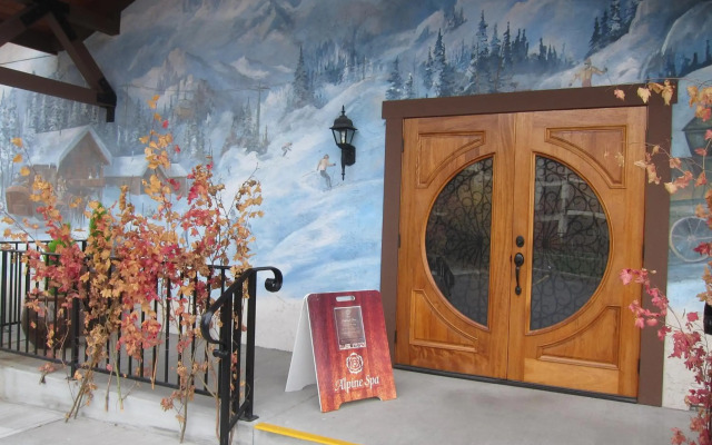 Icicle Village Resort
