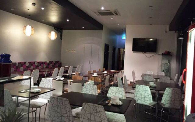 St Kilda Central Apartment Hotel