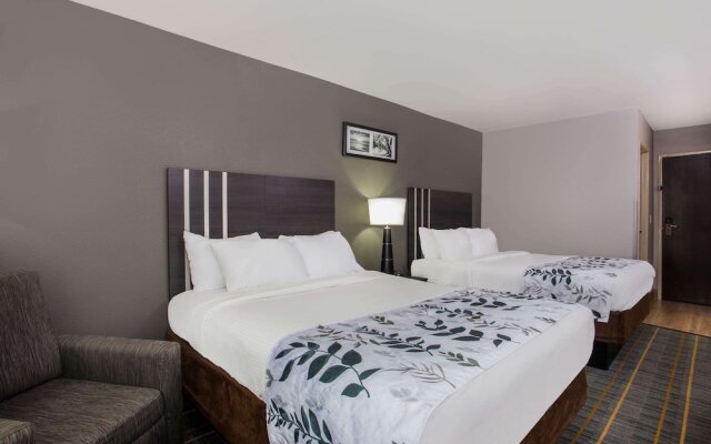 Baymont Inn & Suites Lancaster