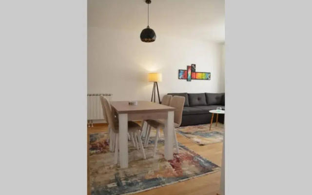 Comfy New Apartment