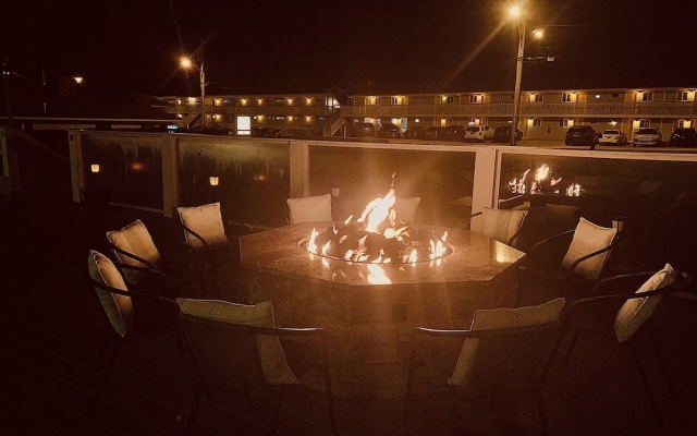 Top Mast Resort