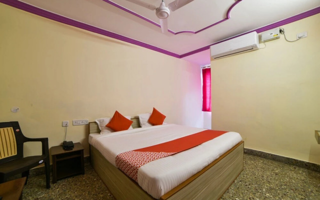 Radika Residency By OYO Rooms