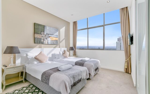 Solaire Apartments