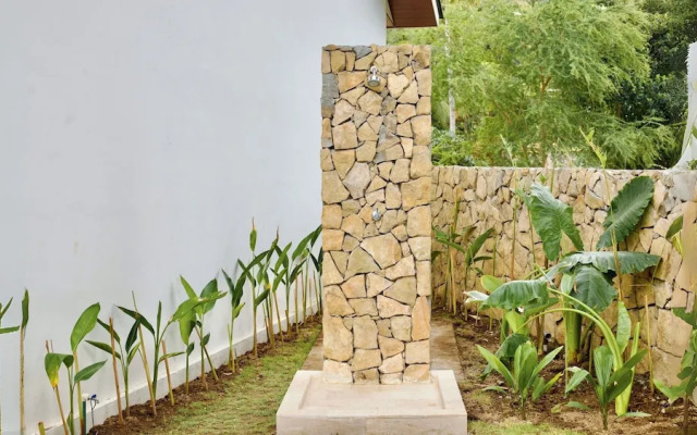 Malasama suites hotel