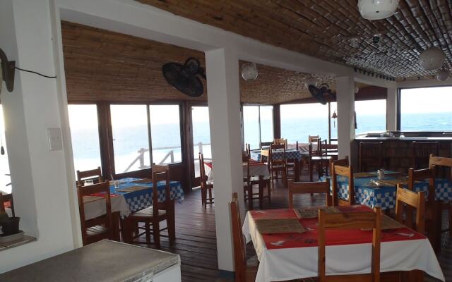 C-Mew Guesthouse