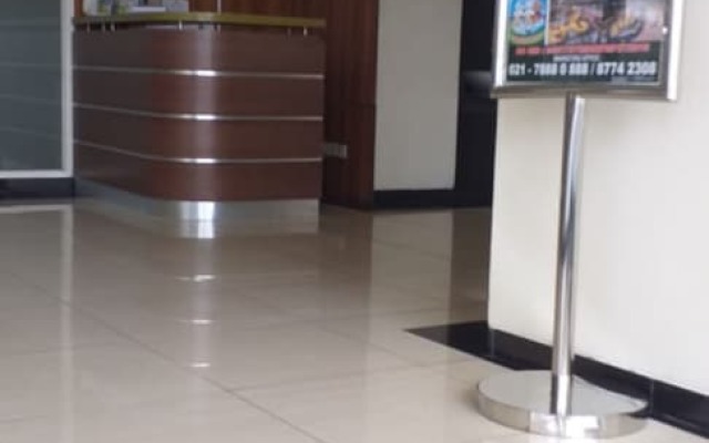 Modern Residence 3 by Hendra