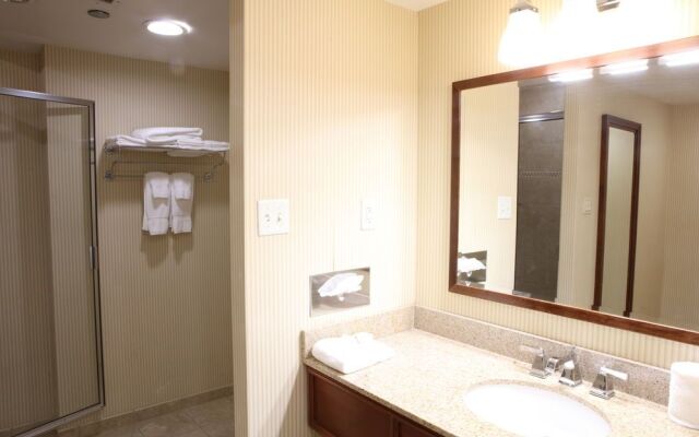 Ramada Plaza Cincinnati Sharonville