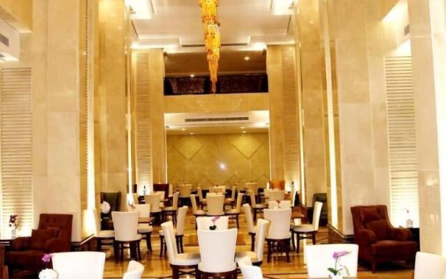 Violet Al Azizia Hotel