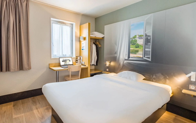 B&B HOTEL Tours Nord 2 La petit Arche