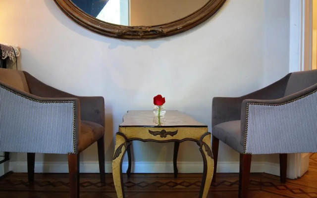 Grand Petit Casa Hotel
