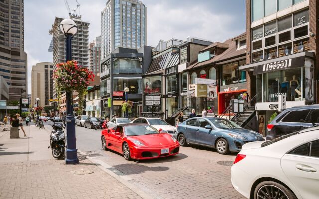 Yorkville Plaza by QuickStay