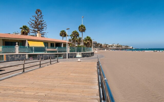 Beach Front Apartment Las Burras Aquarius 9
