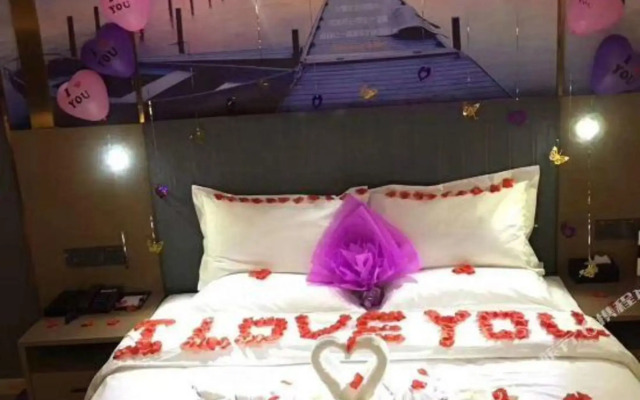 Nalanbo Yamansadian (Debao Passenger Transport Terminal)