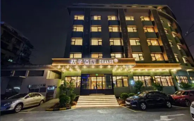 Orange Hotel (Shanghai Xujiahui Stadium)