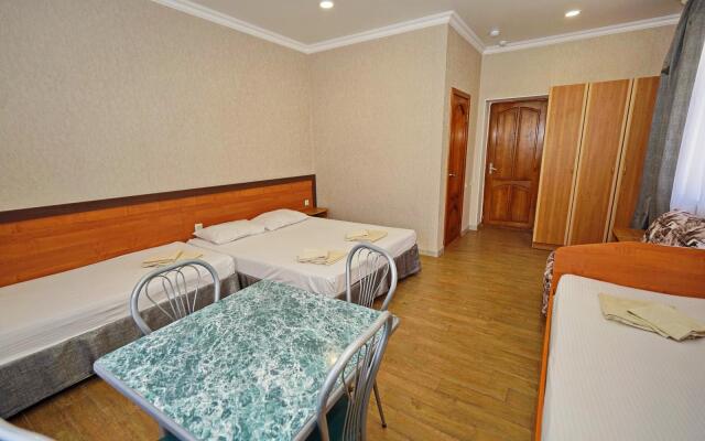 Отель на море Парус