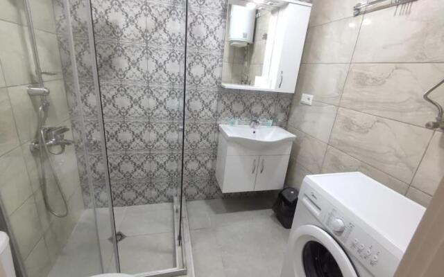 Leo Group Best Studio 11 203A Sunrise Batumi