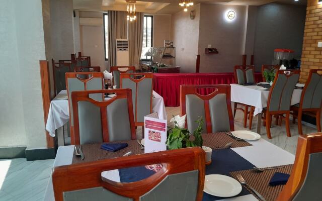 Mdope Idde hotel