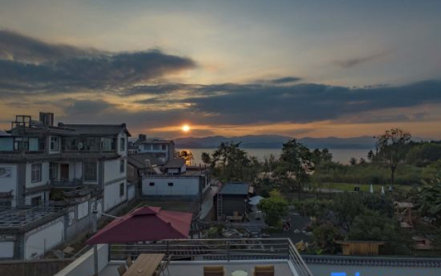 zhao ri xian yun Seaview Hotel – Exterior – Dali