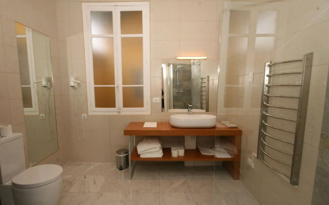 Hotel Normandy