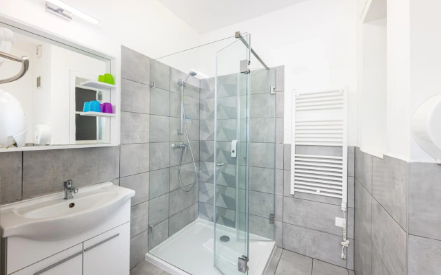 Amber Terrace Studio