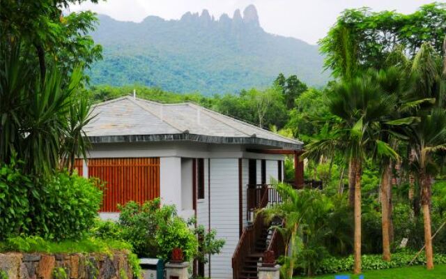 Qixianling Zhongnan Hot Spring Apartment Hotel